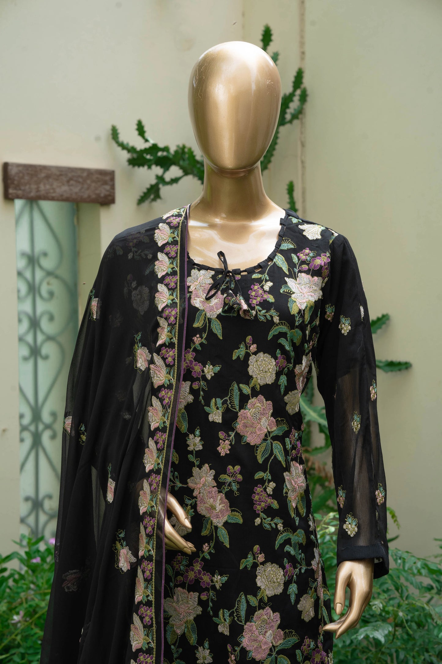 4pc - Stitched Embroidered Chiffon Luxury Suit