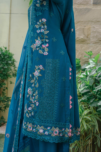 FESTIVE FORMAL EMBROIDERED SUIT