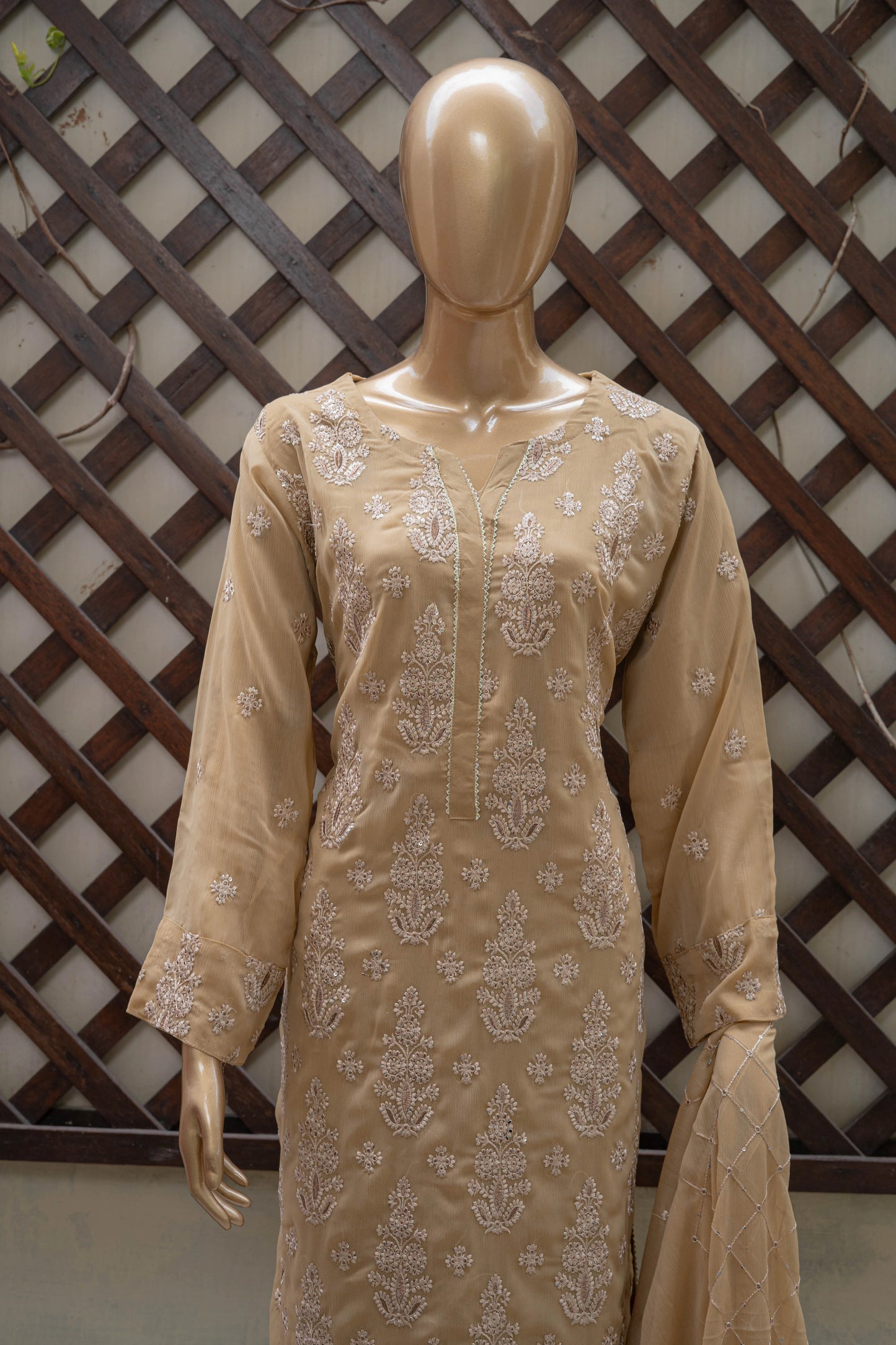 4pc - Stitched Embroidered Chiffon Luxury Suit