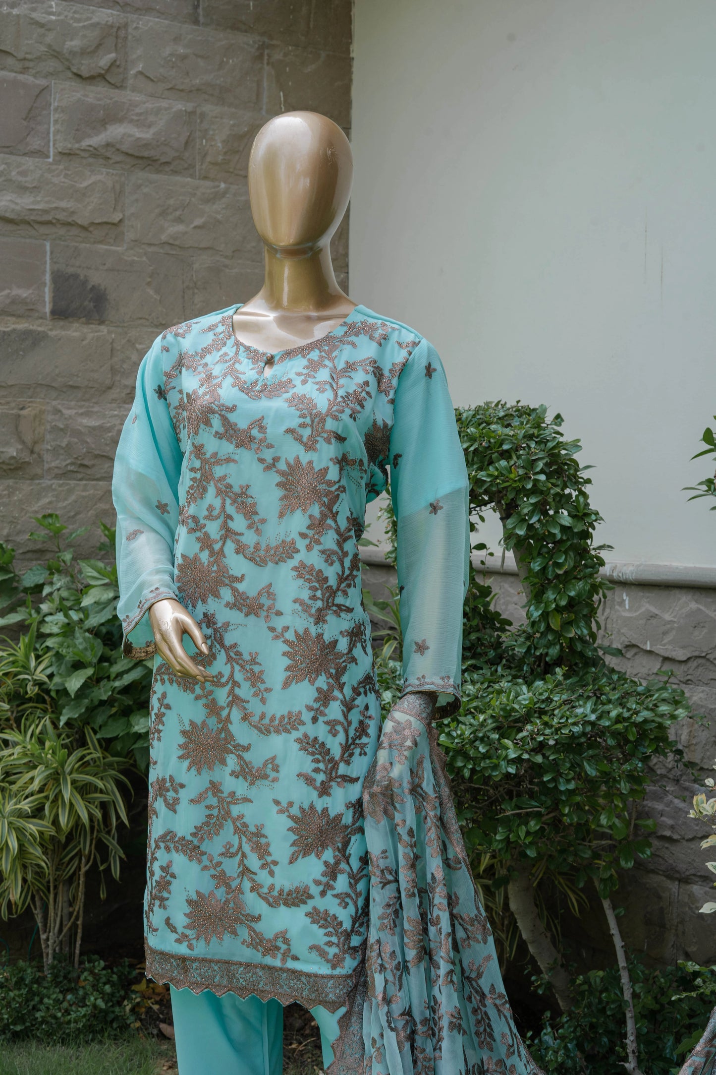 4pc - Stitched Embroidered Chiffon Luxury Suit