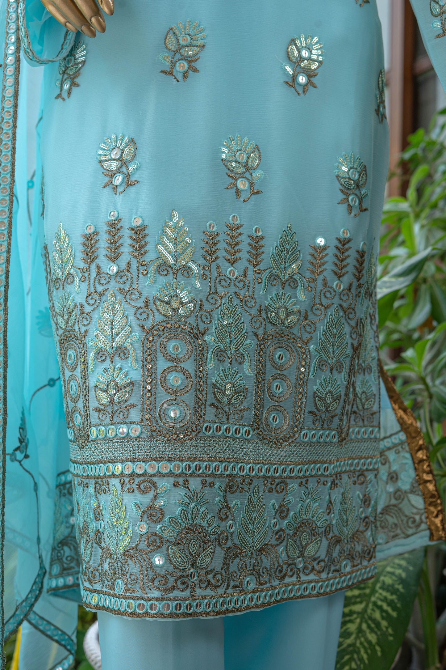 4pc - Stitched Embroidered Chiffon Luxury Suit